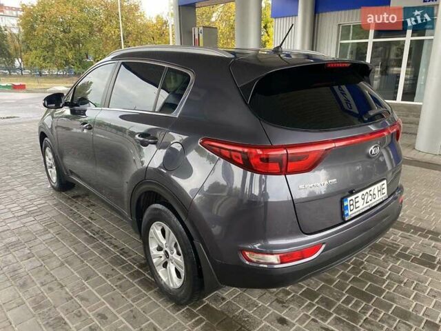 Киа Sportage 2017 в Николаеве на Automoto.ua Серый Киа Sportage, объемом двигателя 2 л и пробегом 149 тыс. км за 17300 $, фото 9 на Automoto.ua