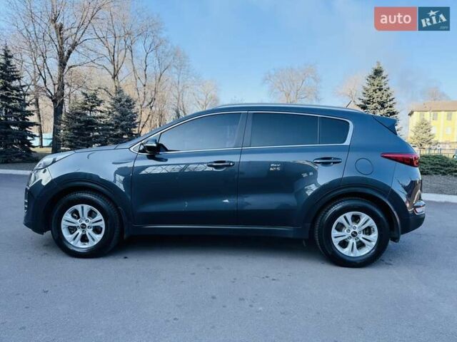 Сірий Кіа Sportage, об'ємом двигуна 1.69 л та пробігом 154 тис. км за 15990 $, фото 14 на Automoto.ua