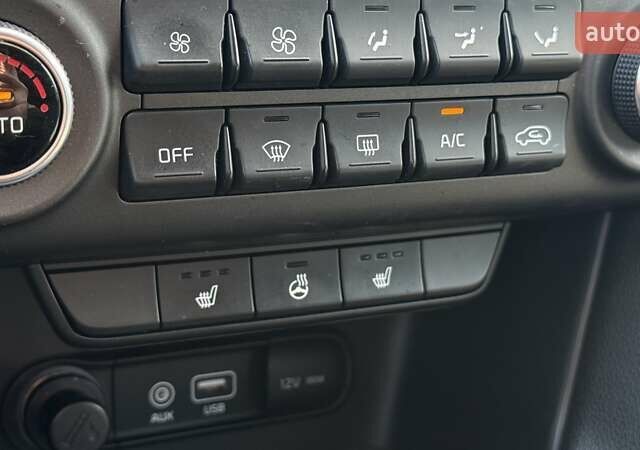 Кіа Sportage 2017 у Києві на Automoto.ua Сірий Кіа Sportage, об'ємом двигуна 2 л та пробігом 35 тис. км за 19900 $, фото 17 на Automoto.ua