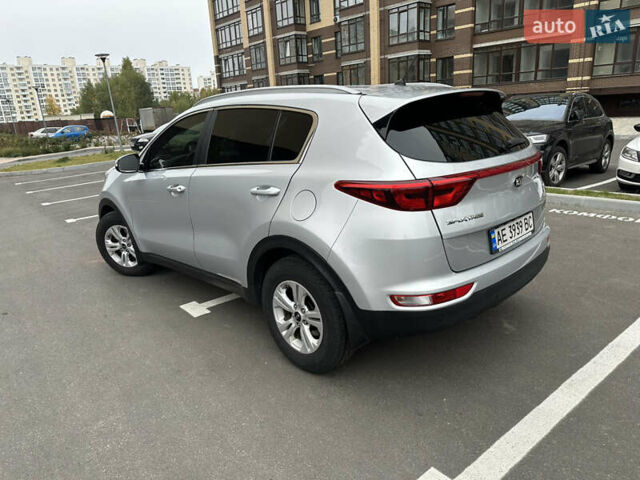 Серый Киа Sportage, объемом двигателя 1.69 л и пробегом 160 тыс. км за 16600 $, фото 5 на Automoto.ua
