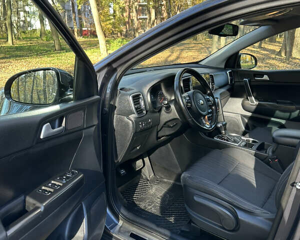 Серый Киа Sportage, объемом двигателя 1.69 л и пробегом 167 тыс. км за 16450 $, фото 12 на Automoto.ua
