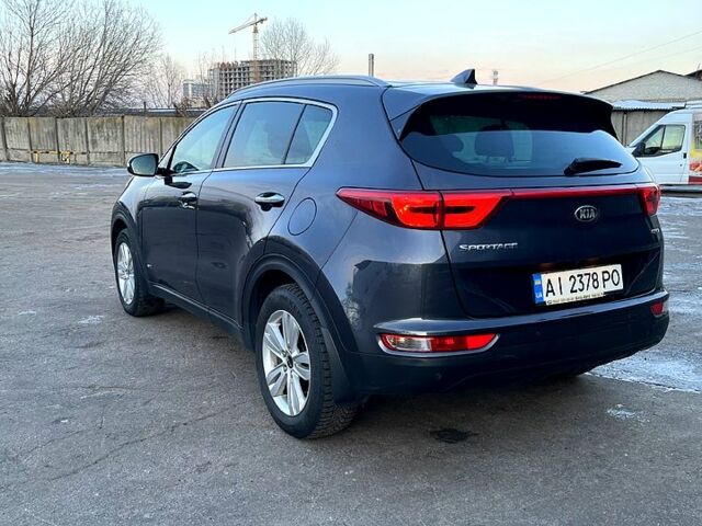 Сірий Кіа Sportage, об'ємом двигуна 2 л та пробігом 191 тис. км за 18900 $, фото 4 на Automoto.ua