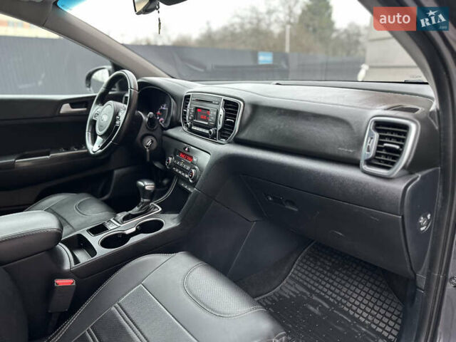 Сірий Кіа Sportage, об'ємом двигуна 1.69 л та пробігом 137 тис. км за 16999 $, фото 47 на Automoto.ua