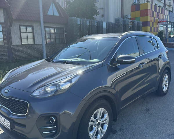 Киа Sportage 2017 в Киеве на Automoto.ua Серый Киа Sportage, объемом двигателя 1.69 л и пробегом 139 тыс. км за 17500 $, фото 1 на Automoto.ua