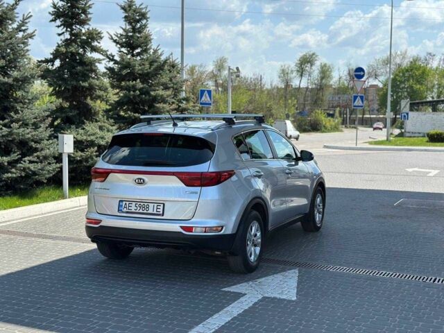 Серый Киа Sportage, объемом двигателя 1.7 л и пробегом 192 тыс. км за 14999 $, фото 4 на Automoto.ua