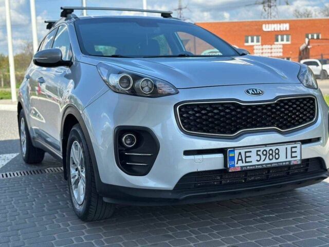 Серый Киа Sportage, объемом двигателя 1.7 л и пробегом 192 тыс. км за 14999 $, фото 3 на Automoto.ua