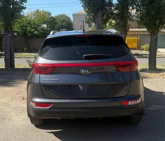 Серый Киа Sportage, объемом двигателя 0 л и пробегом 147 тыс. км за 16200 $, фото 3 на Automoto.ua