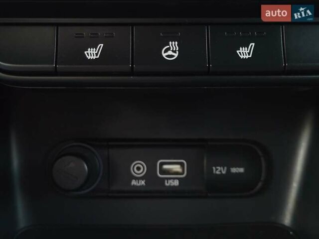 Кіа Sportage 2017 у Києві на Automoto.ua Сірий Кіа Sportage, об'ємом двигуна 2 л та пробігом 263 тис. км за 15800 $, фото 33 на Automoto.ua