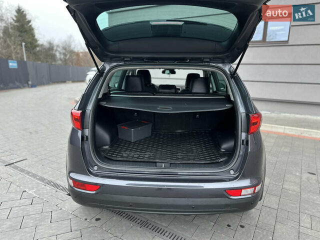 Сірий Кіа Sportage, об'ємом двигуна 1.69 л та пробігом 137 тис. км за 16999 $, фото 64 на Automoto.ua