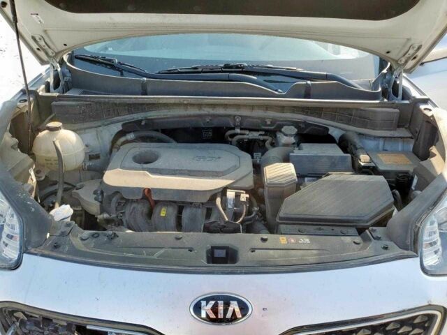 Киа Sportage 2017 в Черновцах на Automoto.ua Серый Киа Sportage, объемом двигателя 2.4 л и пробегом 60 тыс. км за 2800 $, фото 11 на Automoto.ua