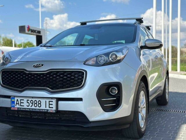 Серый Киа Sportage, объемом двигателя 1.7 л и пробегом 192 тыс. км за 14999 $, фото 2 на Automoto.ua