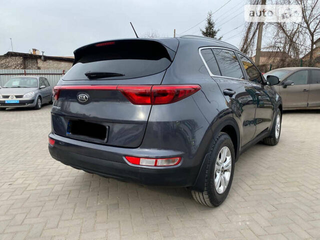 Сірий Кіа Sportage, об'ємом двигуна 1.7 л та пробігом 138 тис. км за 17800 $, фото 5 на Automoto.ua