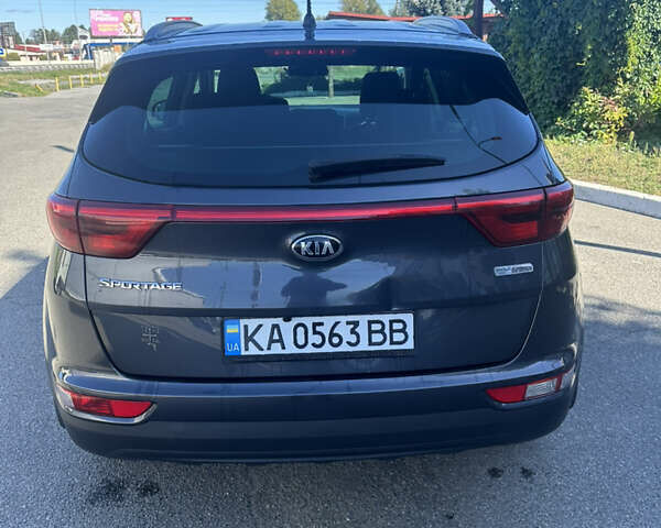 Киа Sportage 2017 в Киеве на Automoto.ua Серый Киа Sportage, объемом двигателя 1.69 л и пробегом 139 тыс. км за 17500 $, фото 7 на Automoto.ua