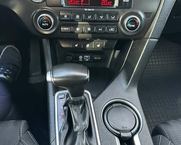 Серый Киа Sportage, объемом двигателя 1.69 л и пробегом 167 тыс. км за 16450 $, фото 17 на Automoto.ua