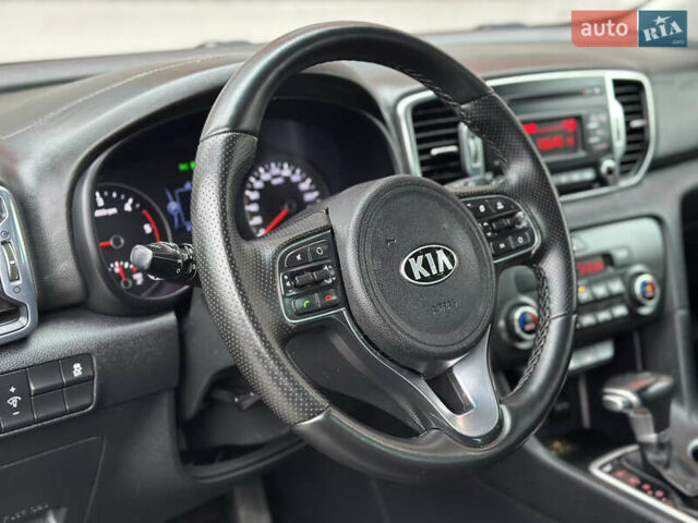 Сірий Кіа Sportage, об'ємом двигуна 1.69 л та пробігом 137 тис. км за 16999 $, фото 36 на Automoto.ua