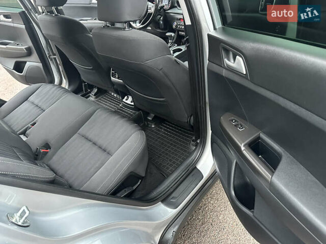 Сірий Кіа Sportage, об'ємом двигуна 1.69 л та пробігом 160 тис. км за 15900 $, фото 7 на Automoto.ua
