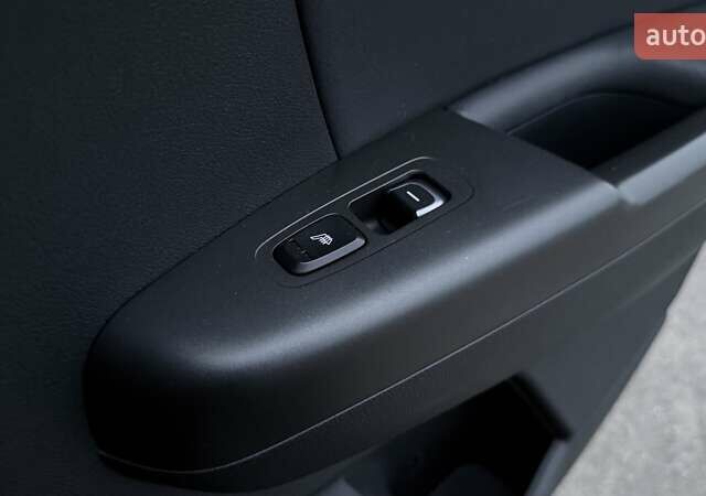 Кіа Sportage 2017 у Києві на Automoto.ua Сірий Кіа Sportage, об'ємом двигуна 2 л та пробігом 35 тис. км за 19900 $, фото 30 на Automoto.ua