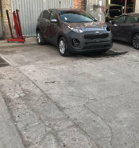 Серый Киа Sportage, объемом двигателя 2.36 л и пробегом 170 тыс. км за 16500 $, фото 25 на Automoto.ua