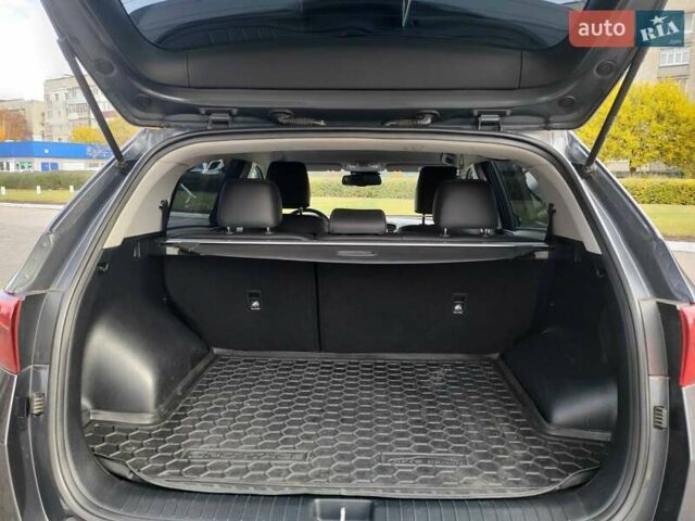 Сірий Кіа Sportage, об'ємом двигуна 2 л та пробігом 79 тис. км за 17800 $, фото 18 на Automoto.ua