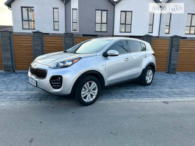 Серый Киа Sportage, объемом двигателя 0 л и пробегом 150 тыс. км за 15500 $, фото 4 на Automoto.ua