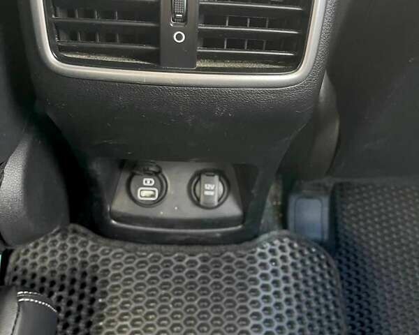 Серый Киа Sportage, объемом двигателя 2.36 л и пробегом 114 тыс. км за 16999 $, фото 34 на Automoto.ua