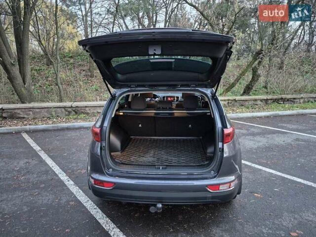 Серый Киа Sportage, объемом двигателя 1.69 л и пробегом 89 тыс. км за 17800 $, фото 7 на Automoto.ua