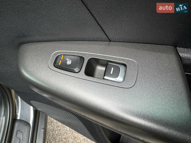 Серый Киа Sportage, объемом двигателя 1.59 л и пробегом 132 тыс. км за 16400 $, фото 29 на Automoto.ua