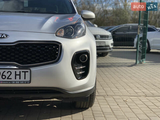Сірий Кіа Sportage, об'ємом двигуна 2.4 л та пробігом 98 тис. км за 16455 $, фото 8 на Automoto.ua