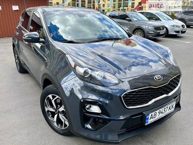 Сірий Кіа Sportage, об'ємом двигуна 1.59 л та пробігом 60 тис. км за 18300 $, фото 2 на Automoto.ua