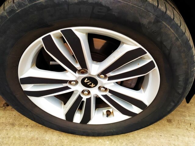 Серый Киа Sportage, объемом двигателя 1.6 л и пробегом 103 тыс. км за 15900 $, фото 3 на Automoto.ua