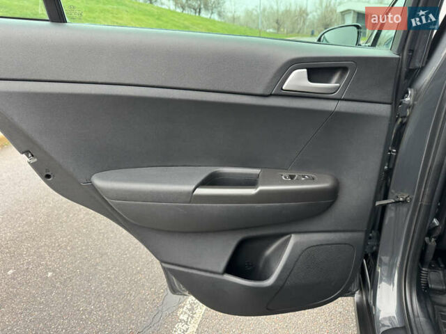 Серый Киа Sportage, объемом двигателя 1.59 л и пробегом 132 тыс. км за 16400 $, фото 31 на Automoto.ua