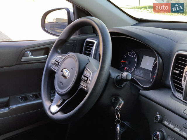Сірий Кіа Sportage, об'ємом двигуна 2.4 л та пробігом 98 тис. км за 16455 $, фото 33 на Automoto.ua