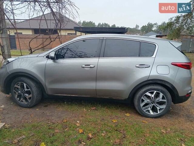 Серый Киа Sportage, объемом двигателя 1.6 л и пробегом 165 тыс. км за 18000 $, фото 4 на Automoto.ua