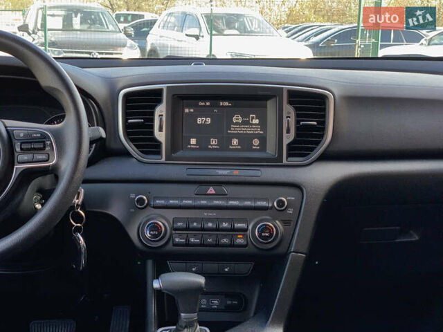 Сірий Кіа Sportage, об'ємом двигуна 2.4 л та пробігом 98 тис. км за 16455 $, фото 53 на Automoto.ua