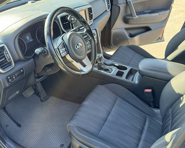 Серый Киа Sportage, объемом двигателя 1.6 л и пробегом 156 тыс. км за 18300 $, фото 12 на Automoto.ua