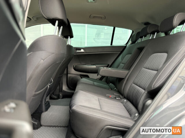 Серый Киа Sportage, объемом двигателя 1.6 л и пробегом 156 тыс. км за 17200 $, фото 27 на Automoto.ua