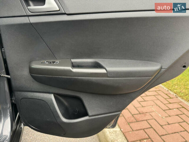 Серый Киа Sportage, объемом двигателя 1.59 л и пробегом 132 тыс. км за 16400 $, фото 28 на Automoto.ua