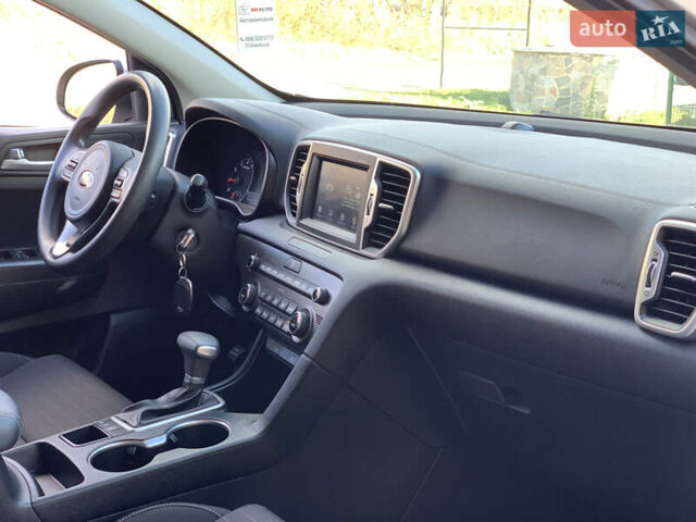 Сірий Кіа Sportage, об'ємом двигуна 2.4 л та пробігом 98 тис. км за 16455 $, фото 31 на Automoto.ua