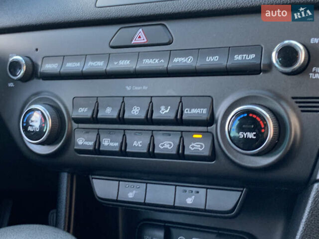 Сірий Кіа Sportage, об'ємом двигуна 2.4 л та пробігом 98 тис. км за 16455 $, фото 36 на Automoto.ua