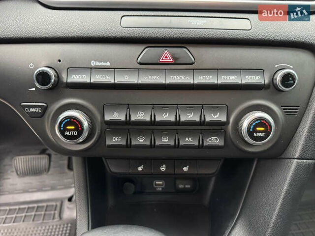 Серый Киа Sportage, объемом двигателя 1.59 л и пробегом 132 тыс. км за 16400 $, фото 18 на Automoto.ua