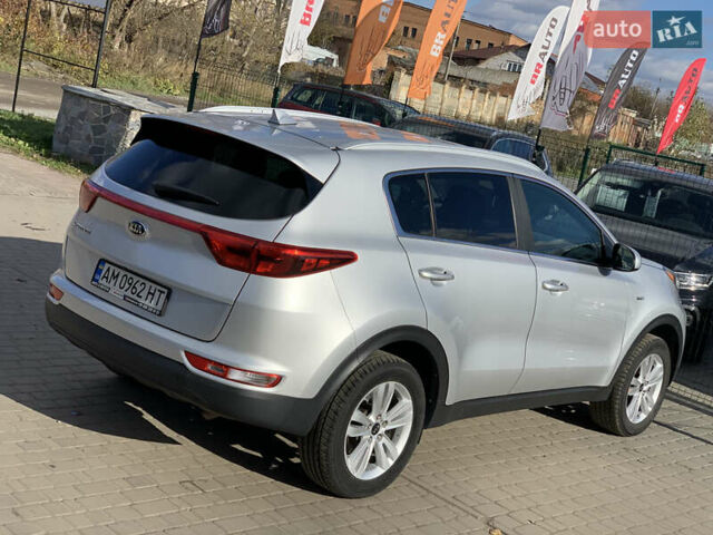 Сірий Кіа Sportage, об'ємом двигуна 2.4 л та пробігом 98 тис. км за 16455 $, фото 13 на Automoto.ua