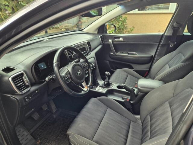 Серый Киа Sportage, объемом двигателя 1.7 л и пробегом 89 тыс. км за 17803 $, фото 3 на Automoto.ua