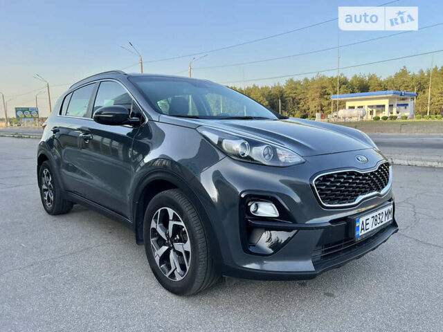 Серый Киа Sportage, объемом двигателя 1.6 л и пробегом 85 тыс. км за 18900 $, фото 22 на Automoto.ua