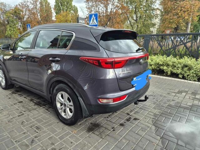 Серый Киа Sportage, объемом двигателя 1.7 л и пробегом 89 тыс. км за 17803 $, фото 1 на Automoto.ua