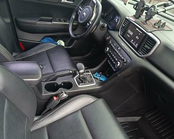 Серый Киа Sportage, объемом двигателя 1.6 л и пробегом 165 тыс. км за 18000 $, фото 7 на Automoto.ua