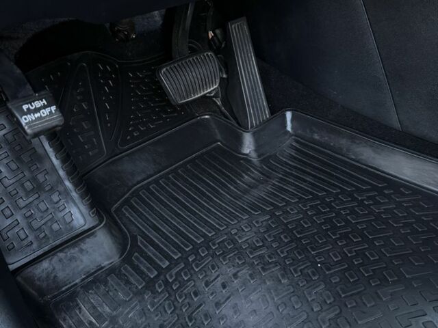 Серый Киа Sportage, объемом двигателя 1.59 л и пробегом 81 тыс. км за 18300 $, фото 18 на Automoto.ua