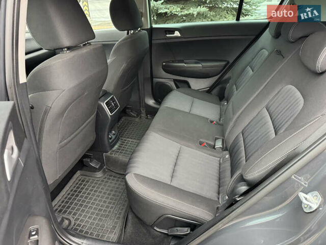Серый Киа Sportage, объемом двигателя 1.59 л и пробегом 132 тыс. км за 16400 $, фото 30 на Automoto.ua