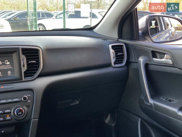 Сірий Кіа Sportage, об'ємом двигуна 2.4 л та пробігом 98 тис. км за 16455 $, фото 52 на Automoto.ua
