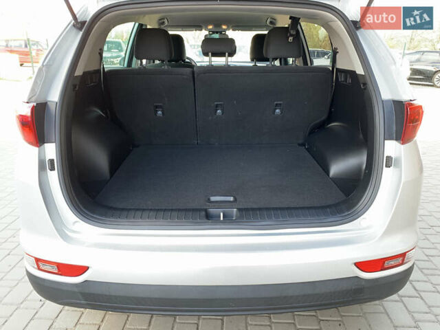 Сірий Кіа Sportage, об'ємом двигуна 2.4 л та пробігом 98 тис. км за 16455 $, фото 26 на Automoto.ua