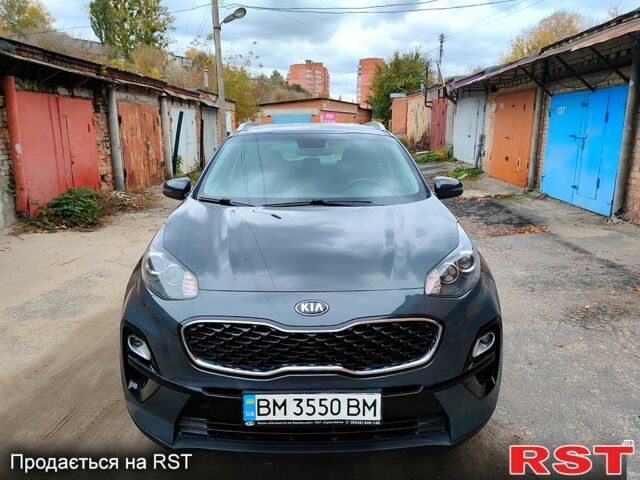 Киа Sportage 2018 в Сумах на Automoto.ua Серый Киа Sportage, объемом двигателя 1.6 л и пробегом 100 тыс. км за 16350 $, фото 1 на Automoto.ua